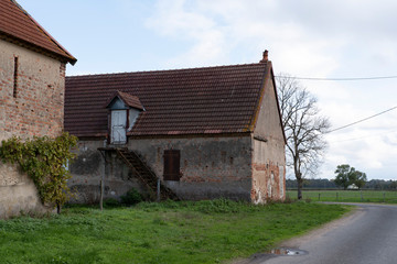 Fototapeta na wymiar Farm building in Burgundy, France