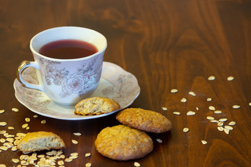 oatmeal cookies with a cup of tea	