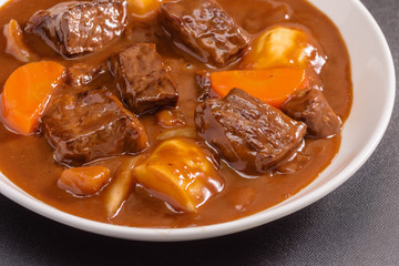 ビーフシチュー