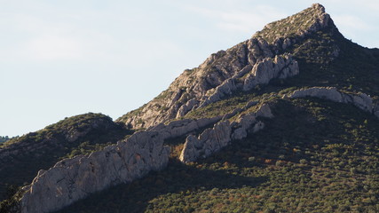 monteña escarpada en los Pirineos de Lérida, España, Europa