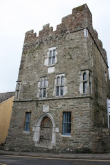 Fototapeta na wymiar Château de Desmond et musée du vin à Kinsale (Comté de Cork, Ireland)