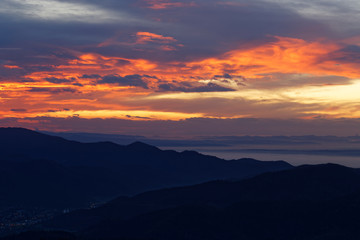Obraz premium Lever du soleil sur les Vosges