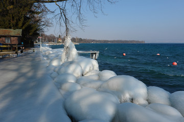Eislandschaft nach Wintersturm