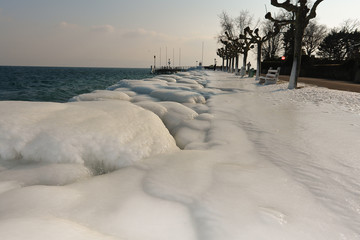 Eislandschaft nach Wintersturm