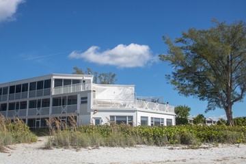 Island Inn Hotel