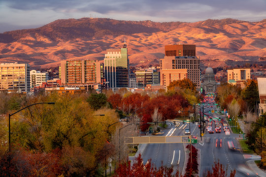Close up of Boise Idaho down Capital Boulevard with fall colors