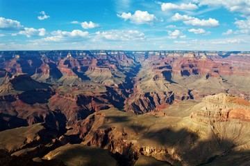 Fototapeta na wymiar view of grand canyon in arizona from the south rim, USA