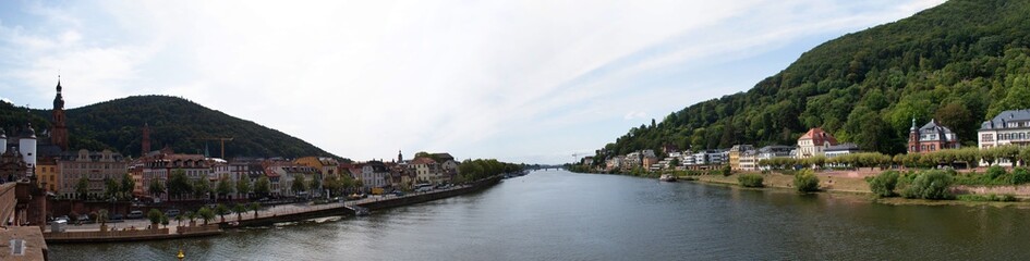 Obraz na płótnie Canvas View of Heidelberg Germany from Old Bridge