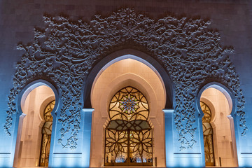 sheikh zayed grand mosque art work
