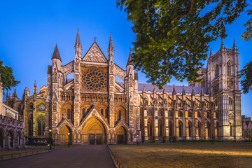 Westminster Abbey in london, england, uk at night - obrazy, fototapety, plakaty