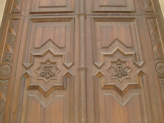 Malta La Valletta church door with nice symbol carvings