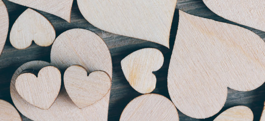 Obraz premium Wooden hearts background