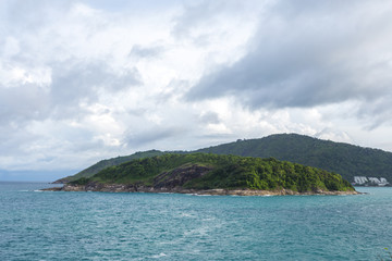 Fototapeta na wymiar Island in the Andaman Sea Thailand