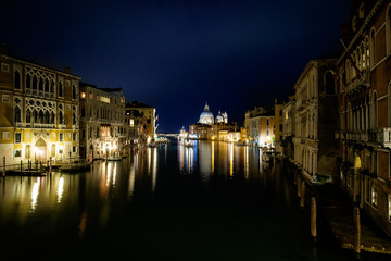 Obraz premium Grand Canal in Venice at night