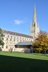 Obraz premium Norwich Cathedral, Norfolk, UK, during autumn/winter 2019