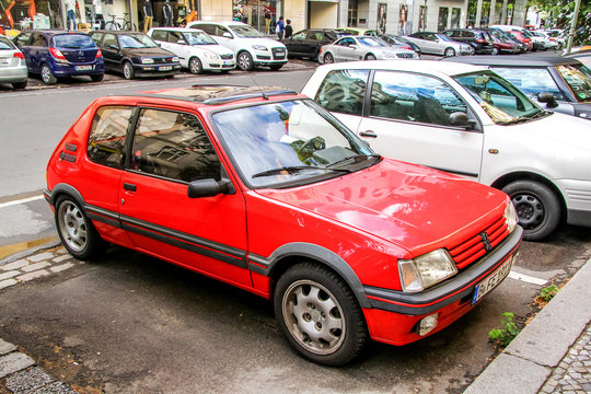 Peugeot 205