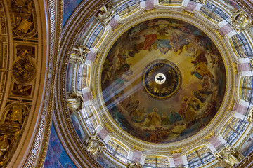 Fototapeta premium Ray of light under the dome of the Orthodox Cathedral.