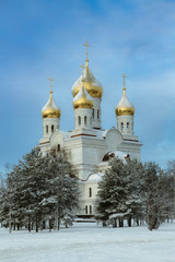 Fototapeta na wymiar Russian Orthodox Church in the morning in winter.