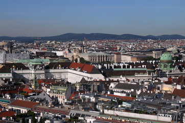 Fototapeta na wymiar Cityscape view of Vienna city Austria