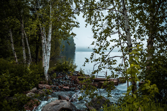 Rivi&egrave;re dans la bume 