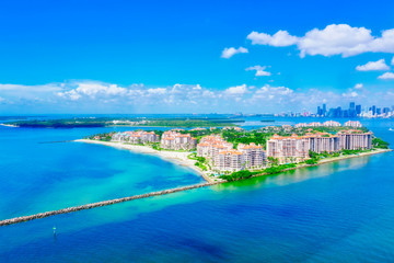 Naklejka na ściany i meble Miami Beach Landscape