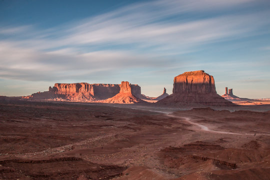 monument valley at sunset © Carmelina