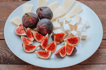 fresh figs on wooden table