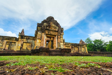 Fototapeta premium Ancient Khmer temple Prasat Muang Tam in Thailand.