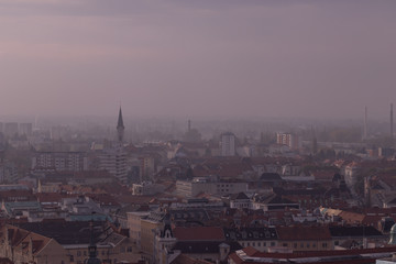 Fototapeta na wymiar Eine europäische Stadt und ein Morgen
