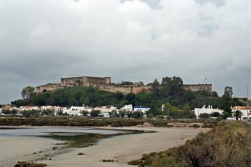 Fototapeta na wymiar Castillo de Castro Marim (Algarve, Portugal).