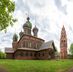 Fototapeta na wymiar Church of St. John the Baptist and belfry in Yaroslavl