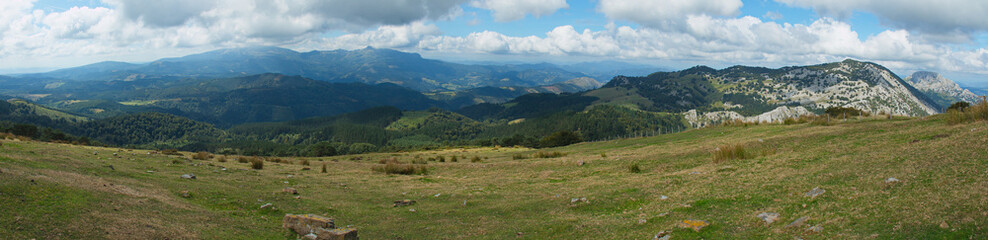 Fototapeta na wymiar Panoramic view of mountains in Urkiola National Park from viewpoint Saibi in Spain,Europe