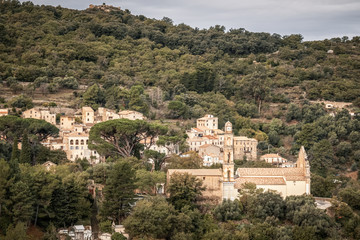 Fototapeta na wymiar Hillside village of Ville di Paraso in Corsica