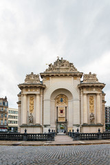 Fototapeta na wymiar LILLE, FRANCE - October 11, 2019: Arc de Triomphe The Paris Gate Lille, France