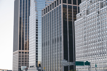 Obraz premium Tower buildings on modern city street