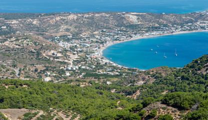 Fototapeta na wymiar Blick über Strand und Bucht von Kefalos, Kos Griechenland