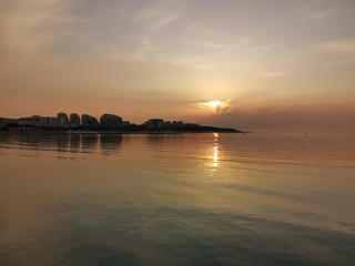 Fototapeta na wymiar sunset on sea