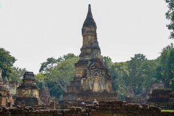 Fototapeta premium ancient pagoda in ayutthaya thailand