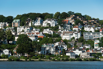 Bootstour auf der Elbe vom Hamburger Hafen bis Blankenese