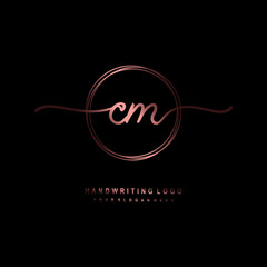 CM Initial handwriting logo design with circle lines dark pink gradation color. handwritten logo for fashion, beauty, team, wedding, luxury logo - obrazy, fototapety, plakaty
