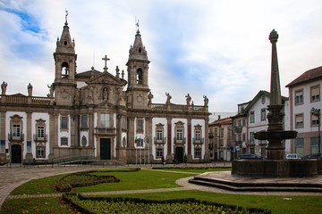Fototapeta na wymiar Braga - Portugal - Street views, monuments and Bom Jesus Sanctuary in the fog