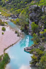 Fototapeta na wymiar die atemberaubend schönen canyons des rio esera spanien 