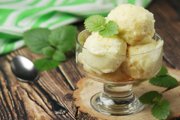 Ice cream scoops in an ice cream bowl	