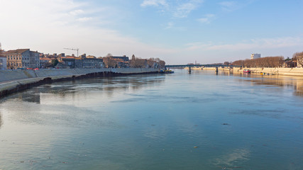 Fototapeta premium Rzeka Rhone Arles