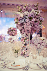 Obraz na płótnie Canvas Festive table decoration in Lilac colours.