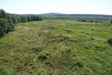 Blick von der Wasserkuppe zum Heidelstein in der Rhön