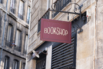 vintage signage bookstore sign bookshop in city street - obrazy, fototapety, plakaty
