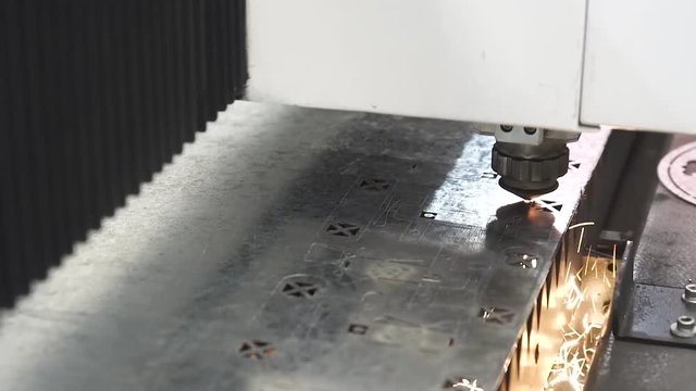 M&aacute;quina de corte &agrave; laser