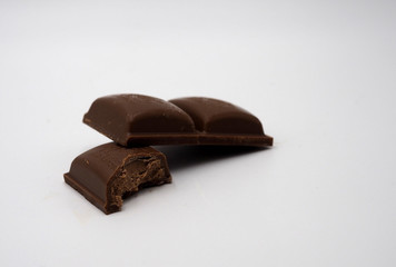 Tres onzas de chocolate.