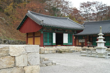 Fototapeta na wymiar Geumdangsa Buddhist Temple of South Korea